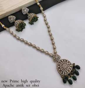 Merveilleux indien réel Kundan Premium qualité Triangel forme Minakari travail Jaypuri pendentif avec Jhumkhi boucle d'oreille ensemble pour les femmes - Product Image 2