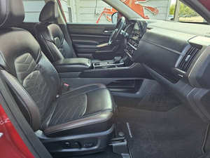 Nuevo Nissan Pathfinder Platinum 2023: Construido para Satisfacer - Product Image 2