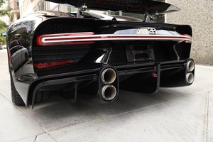 บูกัตติ ชีรอน ซูเปอร์ สปอร์ต ปี 2022 รถมือสองสภาพดี ได้รับการรับรองความสะอาด - Product Image 3