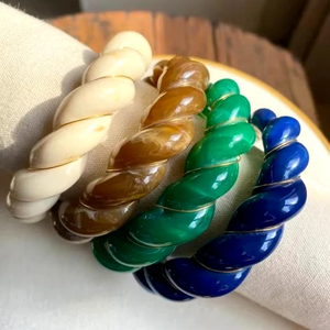 Factory Direct Sales Unique Wide Round Multicolor Bangle Trend Resin Open Design Bangle for Women - Product Image 2