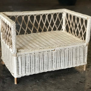 Berceau en rotin naturel pour bébé fait à la main au Vietnam - Product Image 1