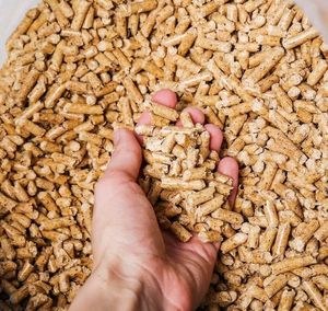 Granulés de bois de qualité ENPlus A1 et granulés de bois dur 8 mm, fournisseurs de granulés de bois en gros - Product Image 1