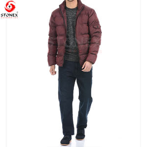 Vente en gros de vêtements d'extérieur en toile surdimensionnée pour hommes, veste bouffante avec rembourrage en duvet bulle, optez pour l'OEM en coton uni pour l'hiver - Product Image 2