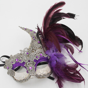 Masque pour les yeux en dentelle florale <span class=keywords><strong>de</strong></span> luxe pour femme avec fleur et plume sur le côté, masque <span class=keywords><strong>de</strong></span> bal masqué vert rouge, masque <span class=keywords><strong>de</strong></span> <span class=keywords><strong>Venise</strong></span> pour les yeux - Product Image 6