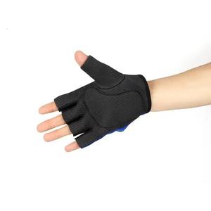 ถุงมือออกกำลังกายในยิมวัสดุนีโอพรีนสไตล์ใหม่พิมพ์โลโก้ได้ตามต้องการ - Product Image 4