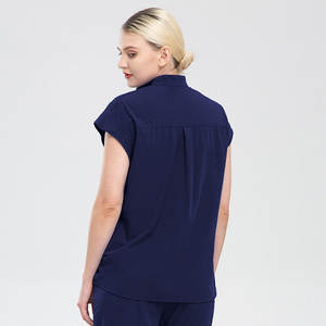 Uniformes médicos de enfermera de verano de calidad superior para mujer, uniformes médicos antiarrugas de lona transpirable con logotipo personalizado Oem - Product Image 5