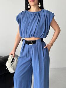 Ensemble pantalon deux pièces personnalisable pour femme, col halter, sans manches, longueur genou, en polyester, fabriqué en Turquie - Product Image 6