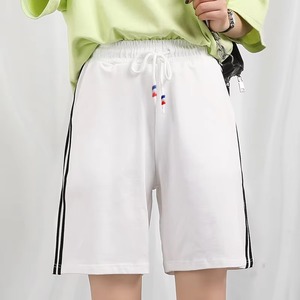 กางเกงขาสั้นผู้หญิงขาสั้นยาวถึงเข่าสีล้วนทรงหลวมทันสมัยปรับแต่งได้สำหรับฤดูร้อน - Product Image 6