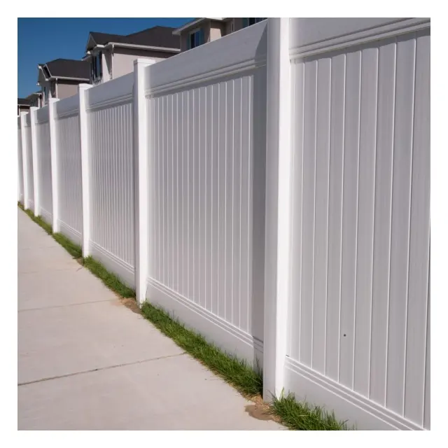 Clôture en PVC blanc anti-ultraviolets imperméable et facile à assembler Clôture d'intimité de 6x8 pieds Panneaux de clôture de maison en plastique vinyle à vendre