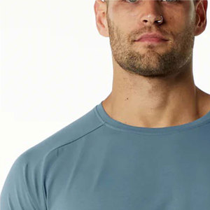Fabricant de vêtements Vêtements de sport décontractés pour hommes personnalisés Vêtements de Offre Spéciale d'entraînement à manches longues avec logo personnalisé T-shirts pour hommes - Product Image 1