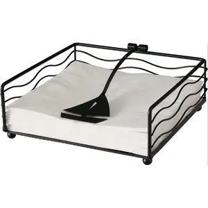 Anneau de serviette en métal gravé floral de luxe, fait à la main, décoration de table de mariage romantique, fabriqué par Zahid Exports en Inde - Product Image 1