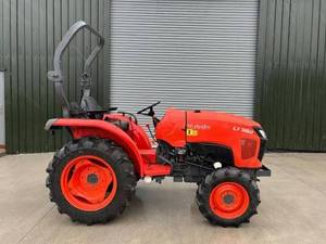 Tractor Agrícola Compacto Kubota B2420 4WD Nuevo y Usado para Trabajos en Pequeñas Granjas, Huertos y Jardines - Product Image 3