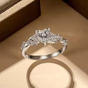 Anillo de Compromiso con Diamante en Forma de Corazón, Plata 925 Chapada en Oro, Estilo Romántico de Lujo para Mujer, Engaste de Puntas, Piedra Natural - Product Image 6