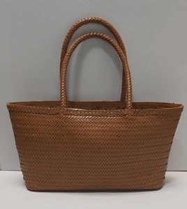 Bolso de mano de playa de yute con logotipo personalizado, asas de cuero, nuevo diseño, bolso de compras para mujer, botón de cadenas con forma de barco geométrico - Product Image 1