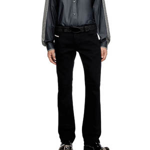 Pantalones vaqueros clásicos de corte personalizado para hombres con cinco bolsillos y costuras fuertes para uso diario - Product Image 5