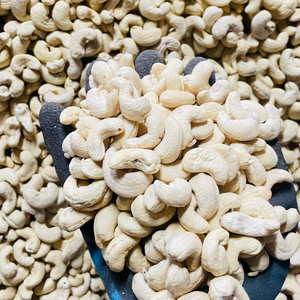 Noix de cajou séchées en vrac bon marché Kaju Badam SANTIGO Noix de cajou W180 W240 W320 - Product Image 1