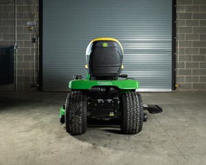 Mejor Precio, Cortadora de Césped John Deere X390 Usada en Venta - Product Image 2