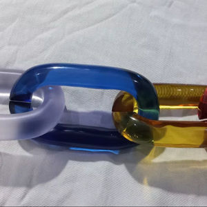 งานฝีมือพวงกุญแจเรซิ่นตกแต่งด้วยศิลปะพื้นบ้านหลากสีสันสำหรับงาน DIY สมัยใหม่ - Product Image 1