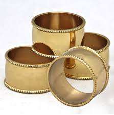 Servilletero de Lujo para Decoración de Mesa de Comedor, Decoración Navideña, Anillo para Servilletas Plateado Brillante de Calidad Sostenible - Product Image 2