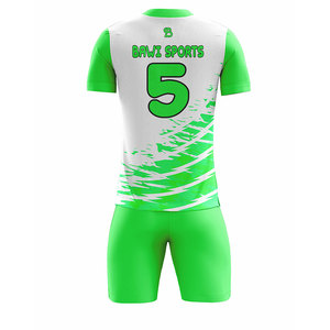 Ensembles de football pour hommes respirants de taille personnalisée en gros Vêtements de football durables - Product Image 6