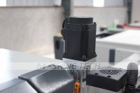 Máquina de Corte CNC de Alta Velocidad con Cuchilla Oscilante de 1600x2500mm, Plotter de Corte de Tela y Cuero con Husillo de 2.2KW y Alimentación Automática