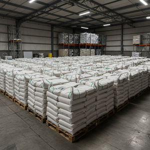 Fertilizante de urea al por mayor con 46 por ciento de nitrógeno, en bolsas de polipropileno de 25 kg, impresión de logotipo personalizado disponible, MOQ 20 toneladas para marca privada. - Product Image 6