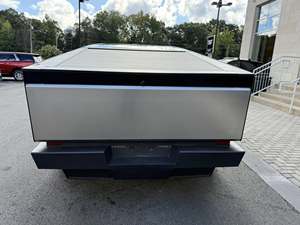 Tesla Cybertruck Cyberbeast 2024 Usado en Excelentes Condiciones - Product Image 5