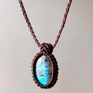 Collier en macramé vintage fait à la main avec pierre précieuse labradorite, perles de 25 à 30 mm, chaîne à maillons, pendentif - Cadeau de mariage - Product Image 1