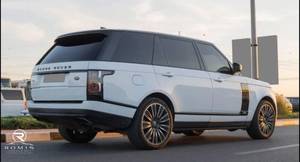 Kit Carrozzeria Usato 2020 Range Rover Vogue SE Paraurti Anteriore e Posteriore Stile SVO Ricambi per Riparazione SUV 5.0L V8 |   Pronto per l'esportazione - Product Image 6