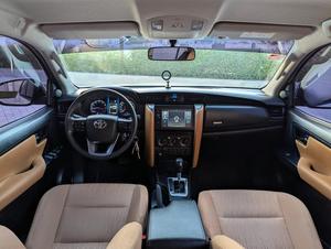 <span class=keywords><strong>TOYOTA</strong></span> Fortuner (EXR) <span class=keywords><strong>2022</strong></span> Usada, TRANSMISIÓN AUTOMÁTICA - Product Image 2