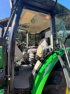 Tracteur agricole John Deere 5058E 58HP 4x4 PowerReverser, tracteur utilitaire diesel avec chargeur frontal, à vendre - Product Image 6