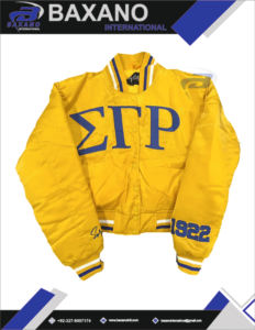เสื้อแจ็คเก็ตบอมเบอร์สีเหลืองของชมรมซิกมาแกมมาโร พร้อมบริการปักลายโลโก้ด้านหน้า/ด้านหลังแบบกำหนดเอง  แบบยูนิเซ็กซ์ ตกแต่งด้วยลายปักตัวอักษร - Product Image 5