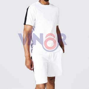 ชุดเซ็ตเสื้อยืดและกางเกงขาสั้นผู้ชายไซส์ใหญ่ ผ้าเนื้อบางเบา ระบายอากาศได้ดี ออกแบบโลโก้ได้ตามต้องการ ผ้าสี่ทิศทางยืดได้ - Product Image 3