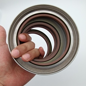 Sello de aceite reforzado con Marco, material NBR resistente al desgaste admite personalización - Product Image 1