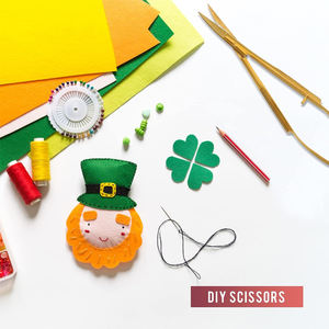 Micro ciseaux couleur dorée en acier inoxydable vernis à miroir dissolvant de cuticules robustes poignées russes Micro ciseaux - Product Image 2