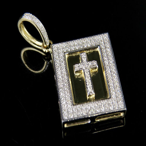 Nueva joyería de Hip Hop en plata de ley 925 Moissanite redondo diamante Jesús Mini cuadrado Cruz colgante para hombres y mujeres - Product Image 1