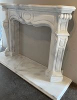 Élégantes cheminées en marbre exquis sculptées à la main polies avec un savoir-faire intemporel améliore votre espace Modèle élégant