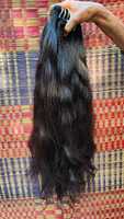 Cheveux indiens bruts directement d'Inde, tissage de cheveux humains Remy vierges ondulés et lisses à 100 %, trame de cheveux bruts non traités avec cuticules alignées