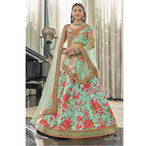 Lehenga สีน้ำเงินอมเขียวมีระดับกับสีแดงดอกไม้เสื้อผ้าอินเดียและปากีสถาน - Product Image 1