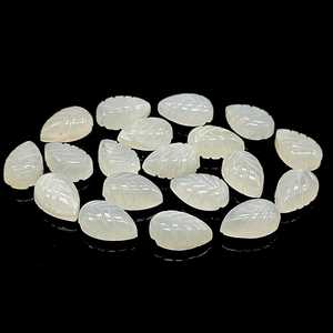 Perles de pierres précieuses en forme de feuille de pierre de lune blanche, sculptées à la main, breloques en forme de feuille, 14 mm - Product Image 4