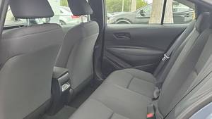 Toyota Corolla LE CVT Sedán 2024 Gasolina/Petrolio con Techo Solar Panorámico - Product Image 2