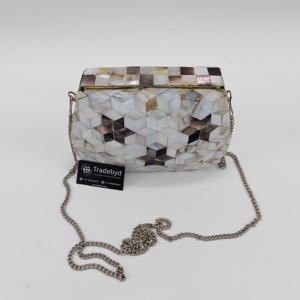 Pochette mosaïque en métal multicolore pour femmes et filles avec décoration de perles faite à la main par des artisans indiens pour les fêtes prix de gros - Product Image 5