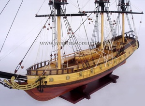 El fabricante de Gia Nhien aprueba el diseño personalizado MOQ bajo modelo USS RATTLESNAKE barco alto con barco modelo de artesanía de alta calidad - Product Image 6