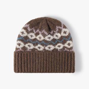 Gorro de punto térmico de tela acrílica suave con forro polar aislado elástico Unisex cálido colores personalizados y logotipo jacquard - Product Image 4