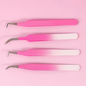 Usine de pinces à cils volumineuses personnalisées offrant des commandes en gros, une personnalisation gravée et des outils professionnels de qualité salon pour les artistes des cils - Product Image 1