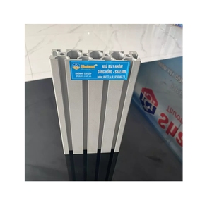 โปรไฟล์อลูมิเนียม V-Slot สำหรับการตัดเฉือนรับประกันคุณภาพการผลิตมาตรฐานสากลที่ทำจากเวียดนาม - Product Image 1