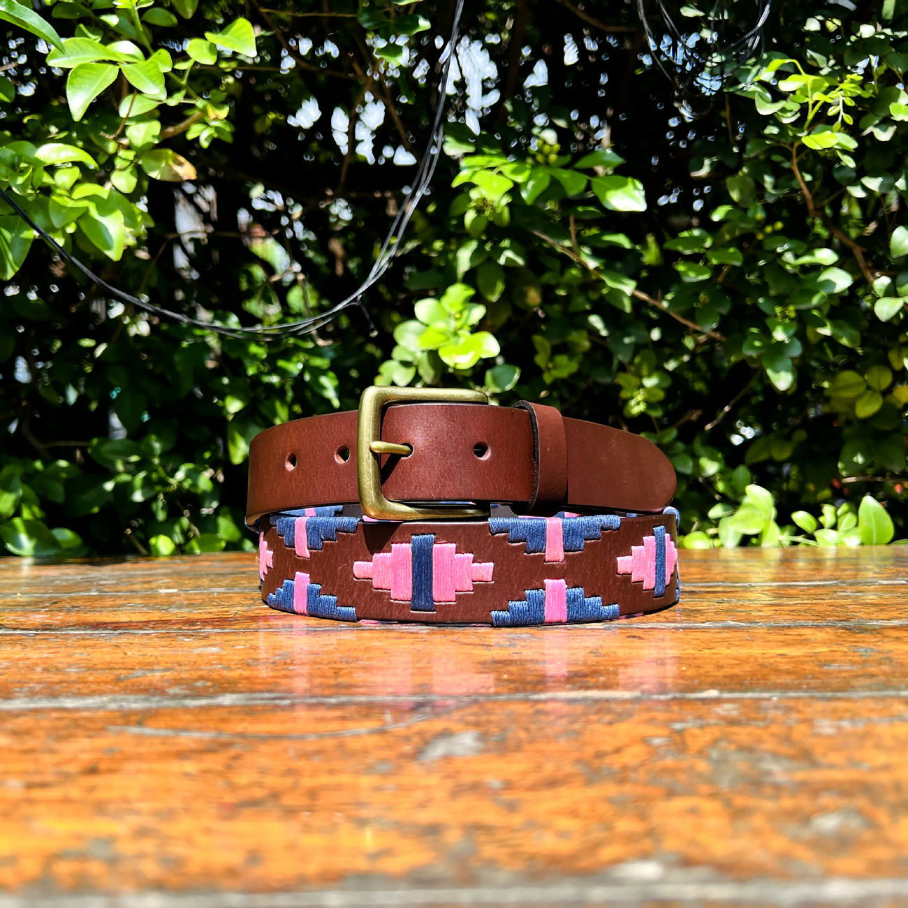 สีน้ำตาล