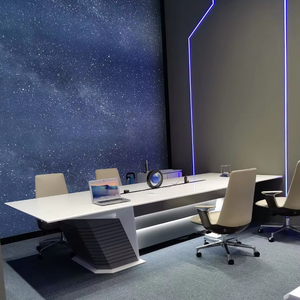Table de Conférence de Luxe à Finition Laquée Brillante, Mobilier de Bureau Moderne pour Réunions, Table de Salle de Conseil Exécutive avec Éclairage LED Intégré - Product Image 2