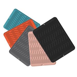 Customized <b>Silicone</b> Heat-Insulating Draining <b>Mat</b> for Washbasin Dining Table Kitchen-Modern and Simple Design - Product Image 5