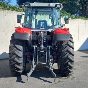 BON état Massey Ferguson MF 5S.105 Dyna-6/Tracteurs et matériel agricole Massey Ferguson neufs à vendre - Product Image 4